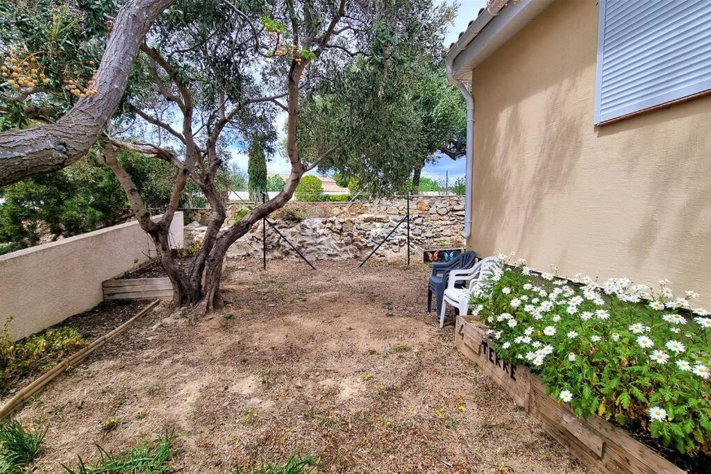 Charmante Maison, Idealement Situee Fitou Bagian luar foto